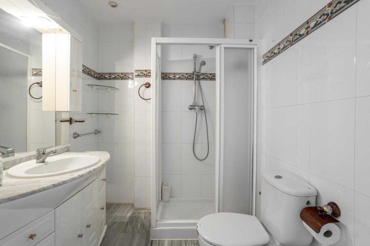 Las Flores 5 - Large Townhouse Nerja Buitenkant foto