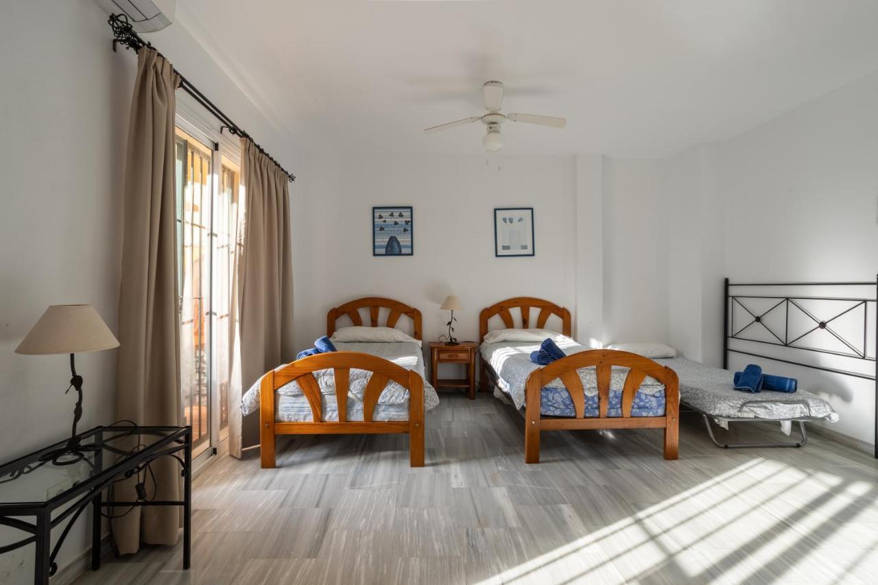 Las Flores 5 - Large Townhouse Nerja Buitenkant foto